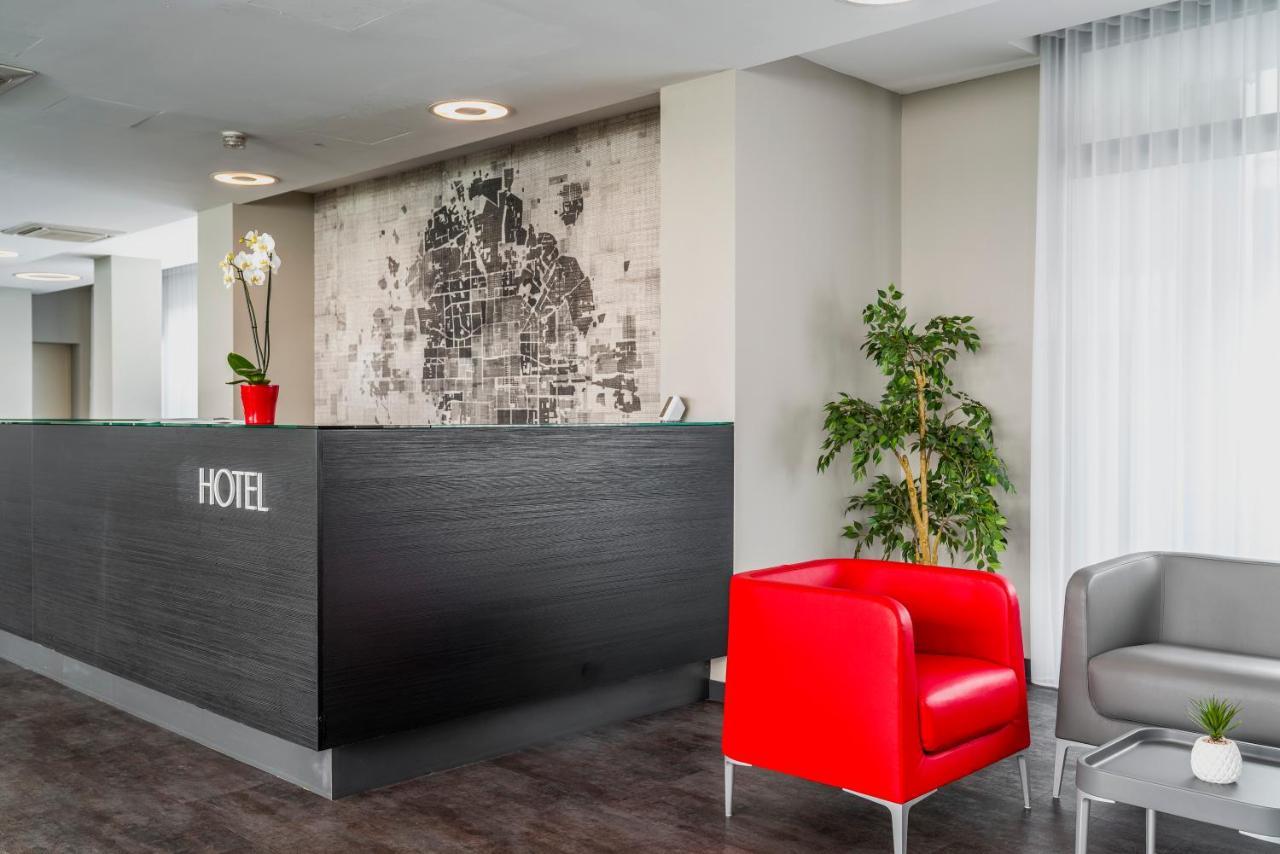 Fasthotel Linate Segrate Exterior foto