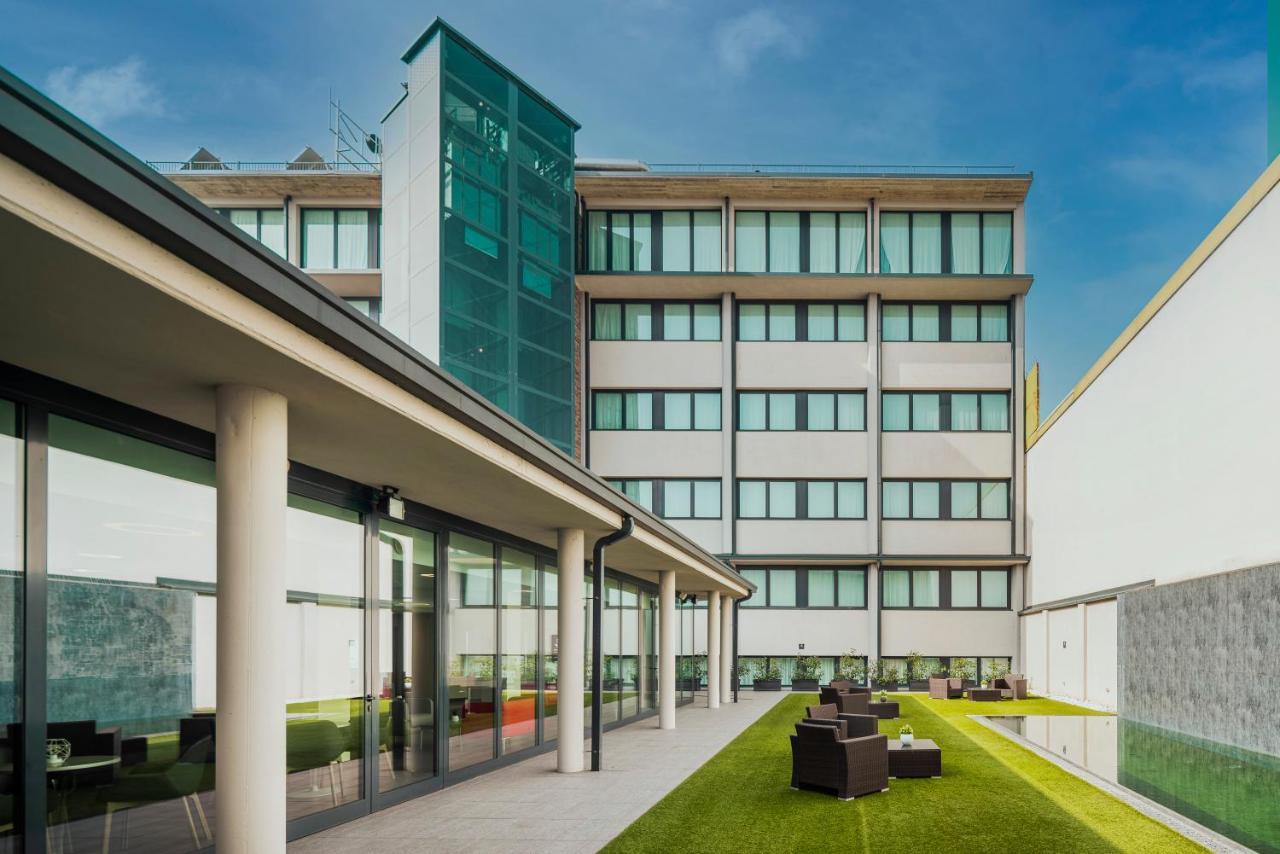 Fasthotel Linate Segrate Exterior foto