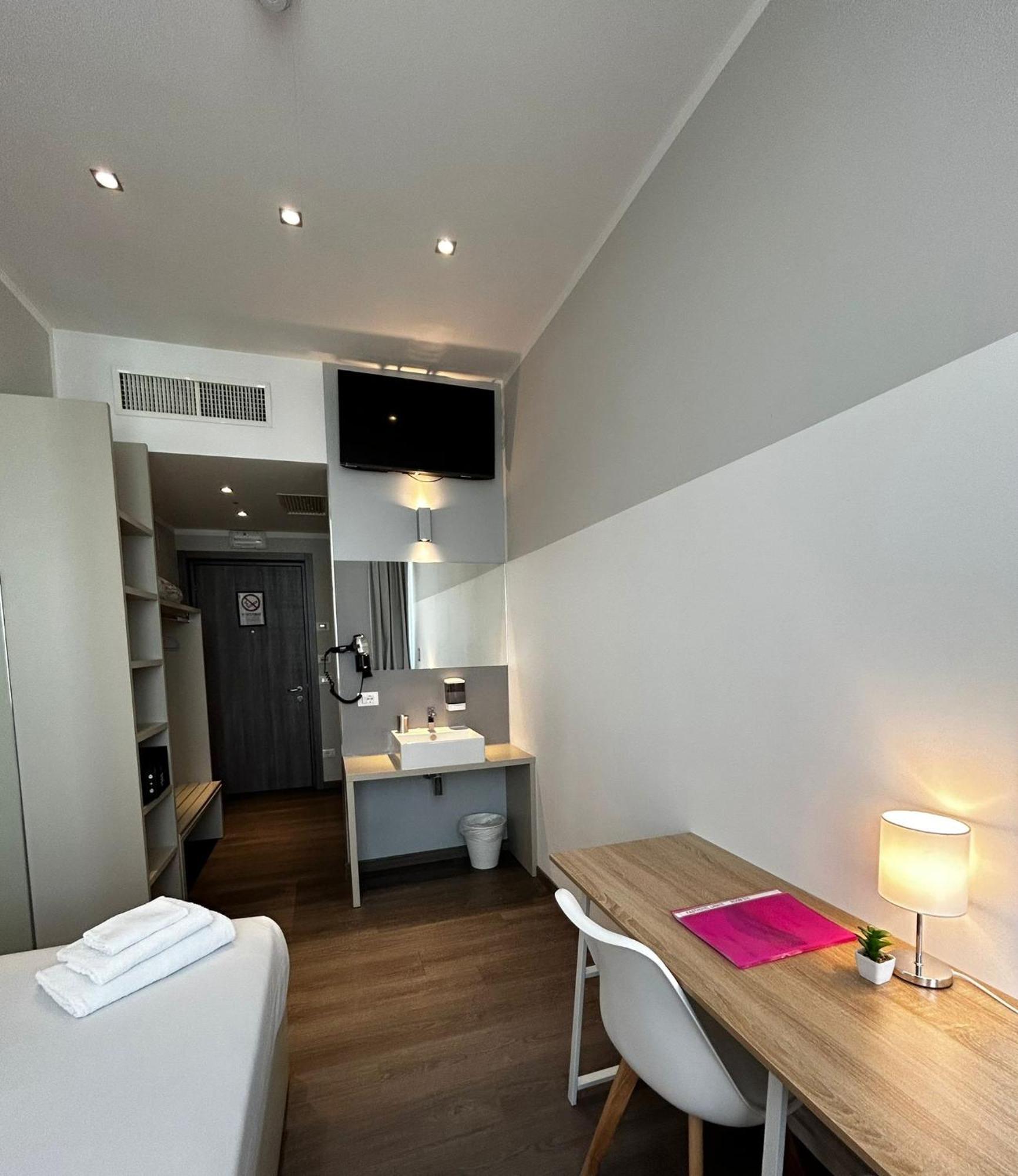 Fasthotel Linate Segrate Exterior foto